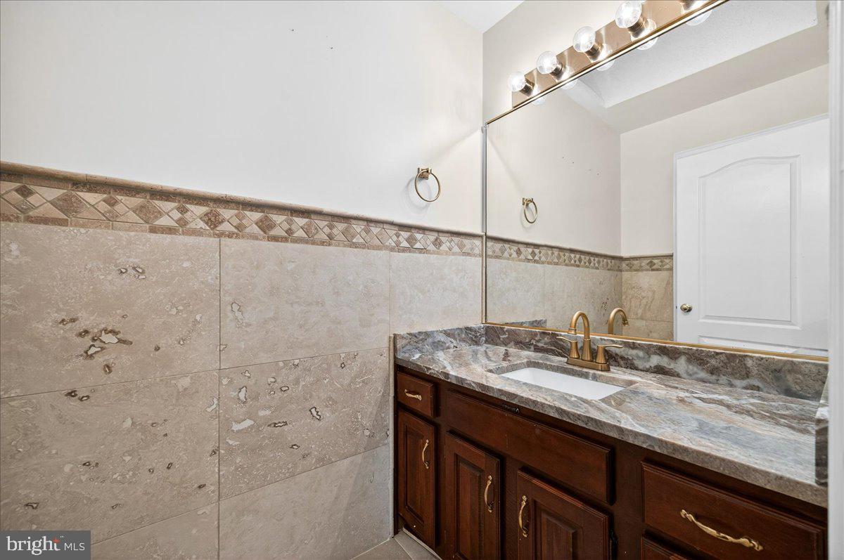 PROSPECT HILLS - Residential