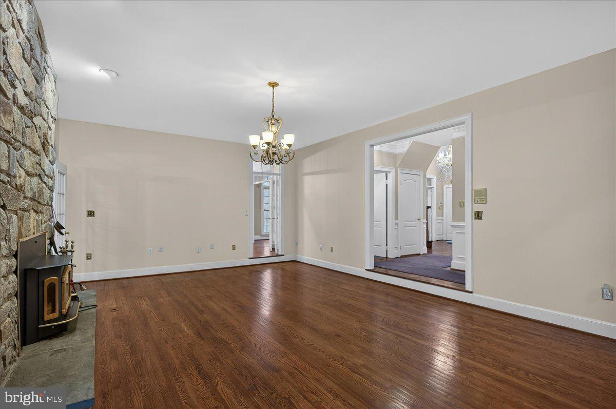 PROSPECT HILLS - Residential