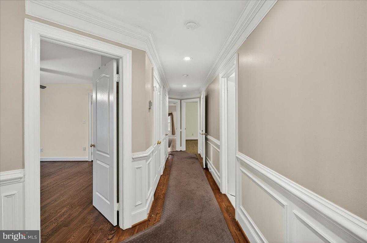 PROSPECT HILLS - Residential