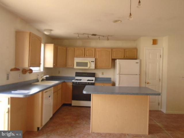 ALMA SMITH - Residential