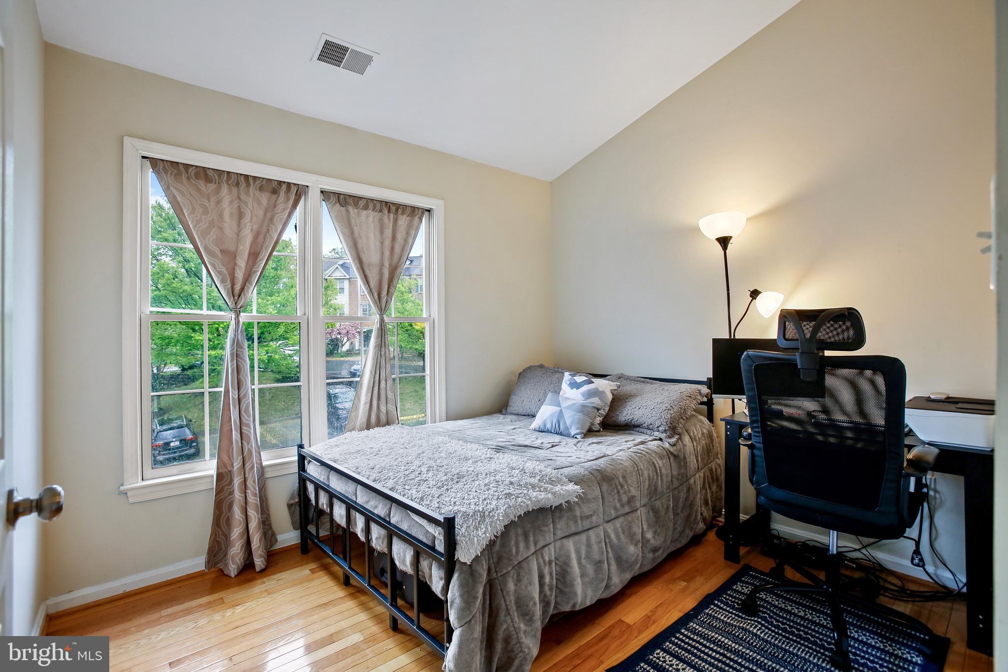 MILTON ADDN TO DAVENTRY PARK - Residential