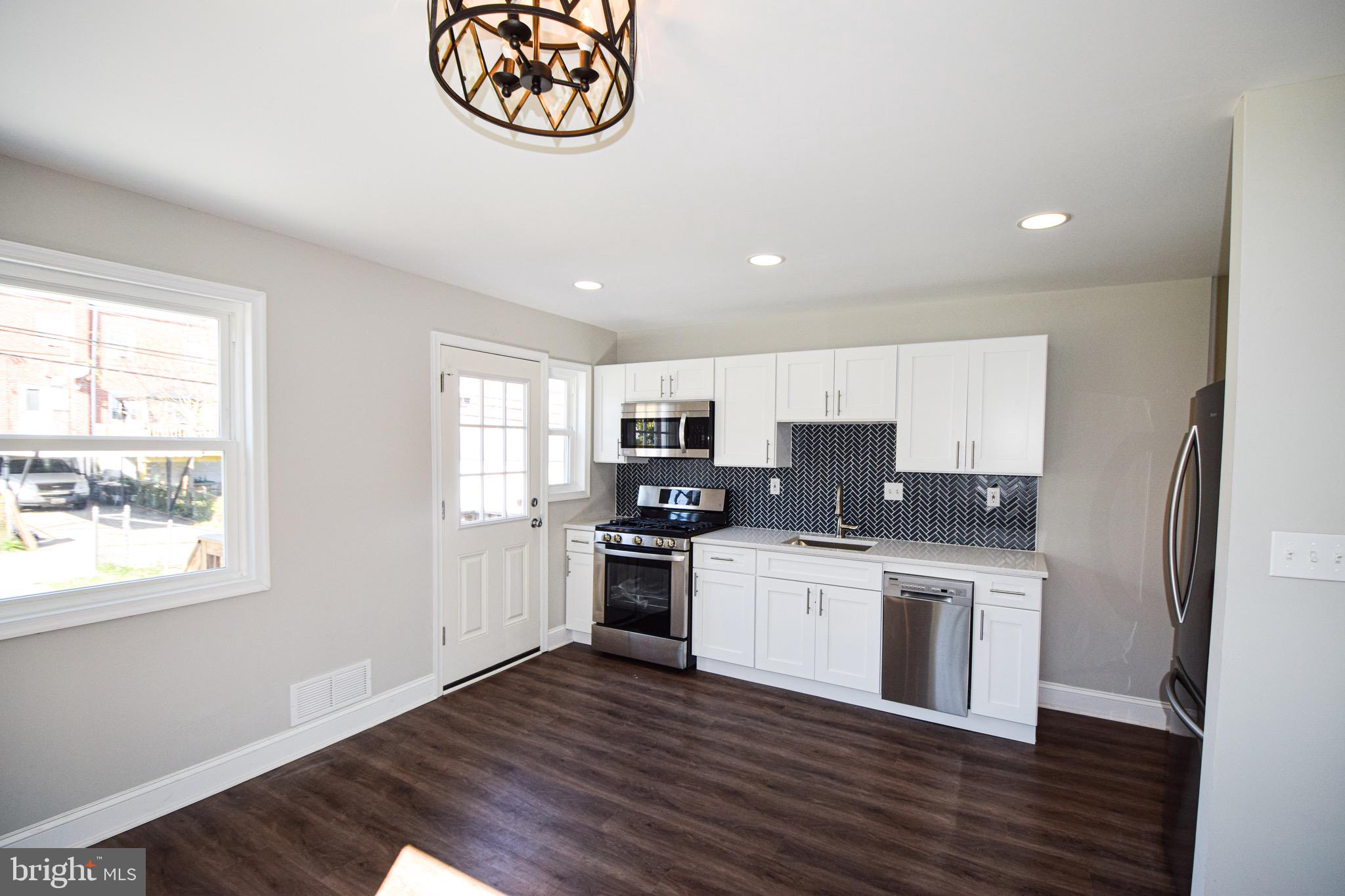 NORTHBROOK - Residential