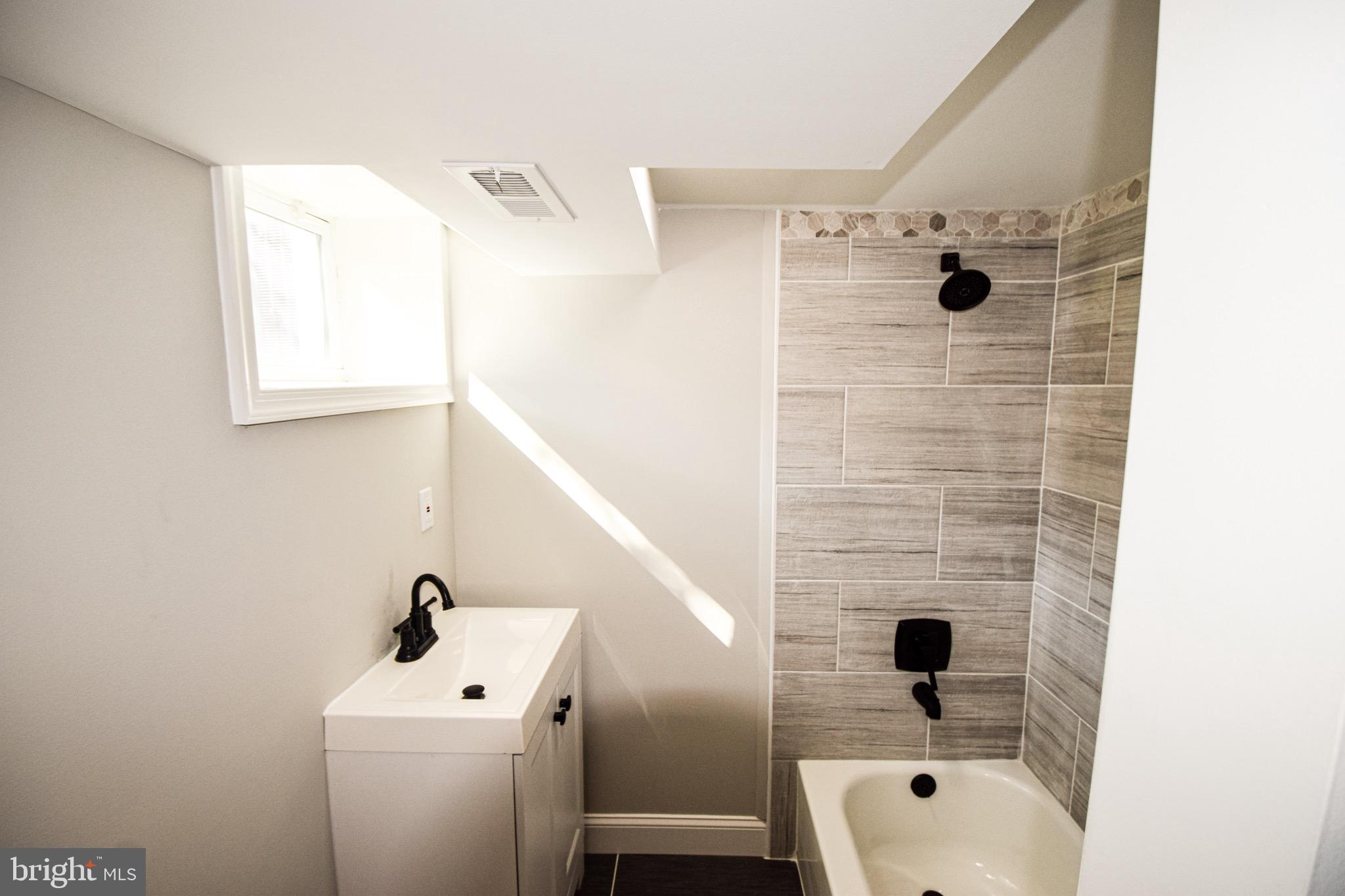 NORTHBROOK - Residential