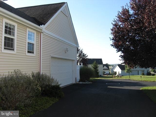 BRIGHTON - Residential