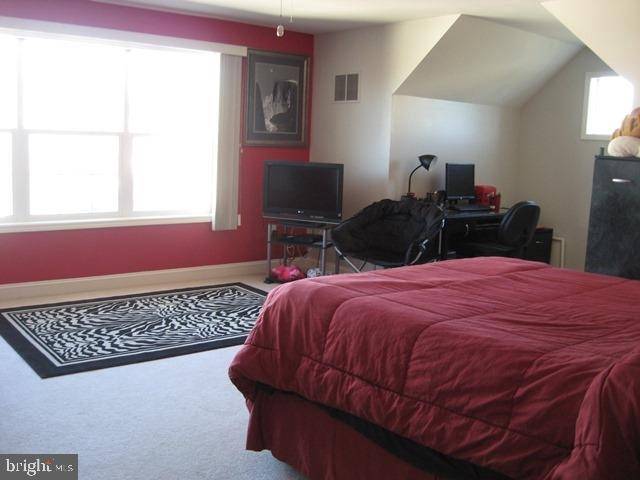 BRIGHTON - Residential