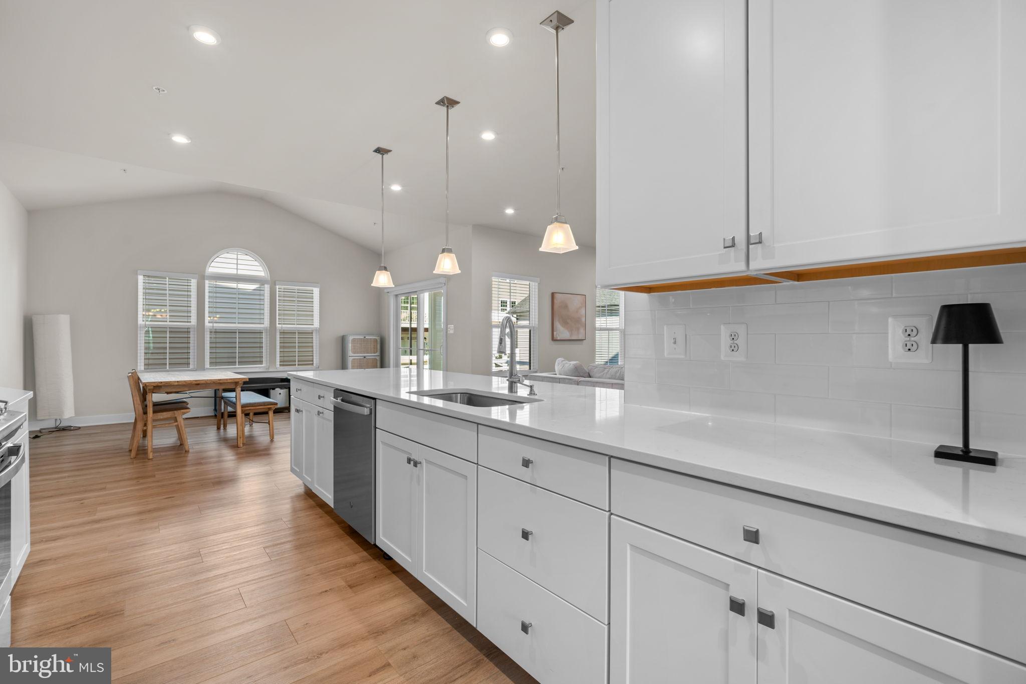 BELLE AIR TOWNHOMES - Residential