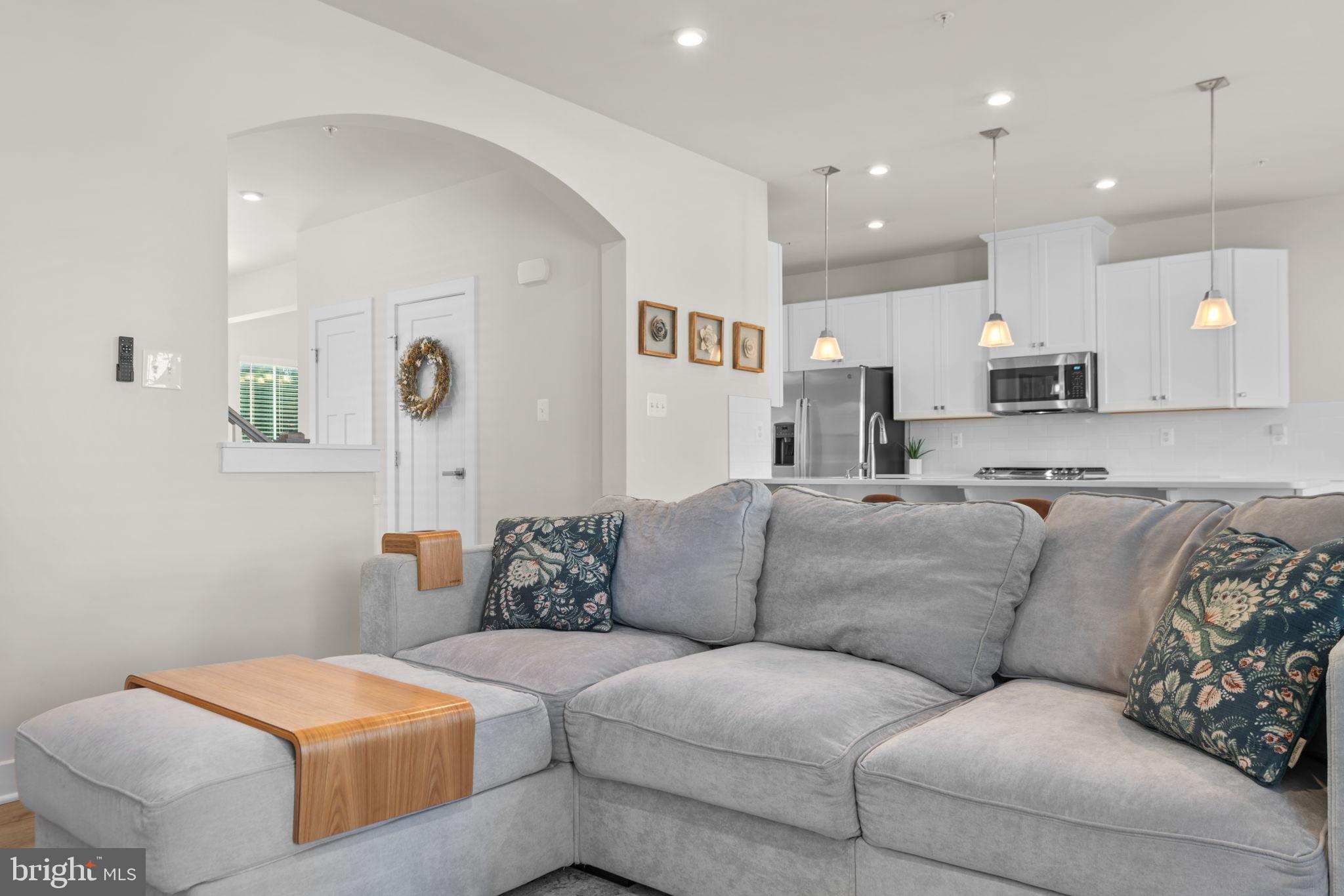 BELLE AIR TOWNHOMES - Residential