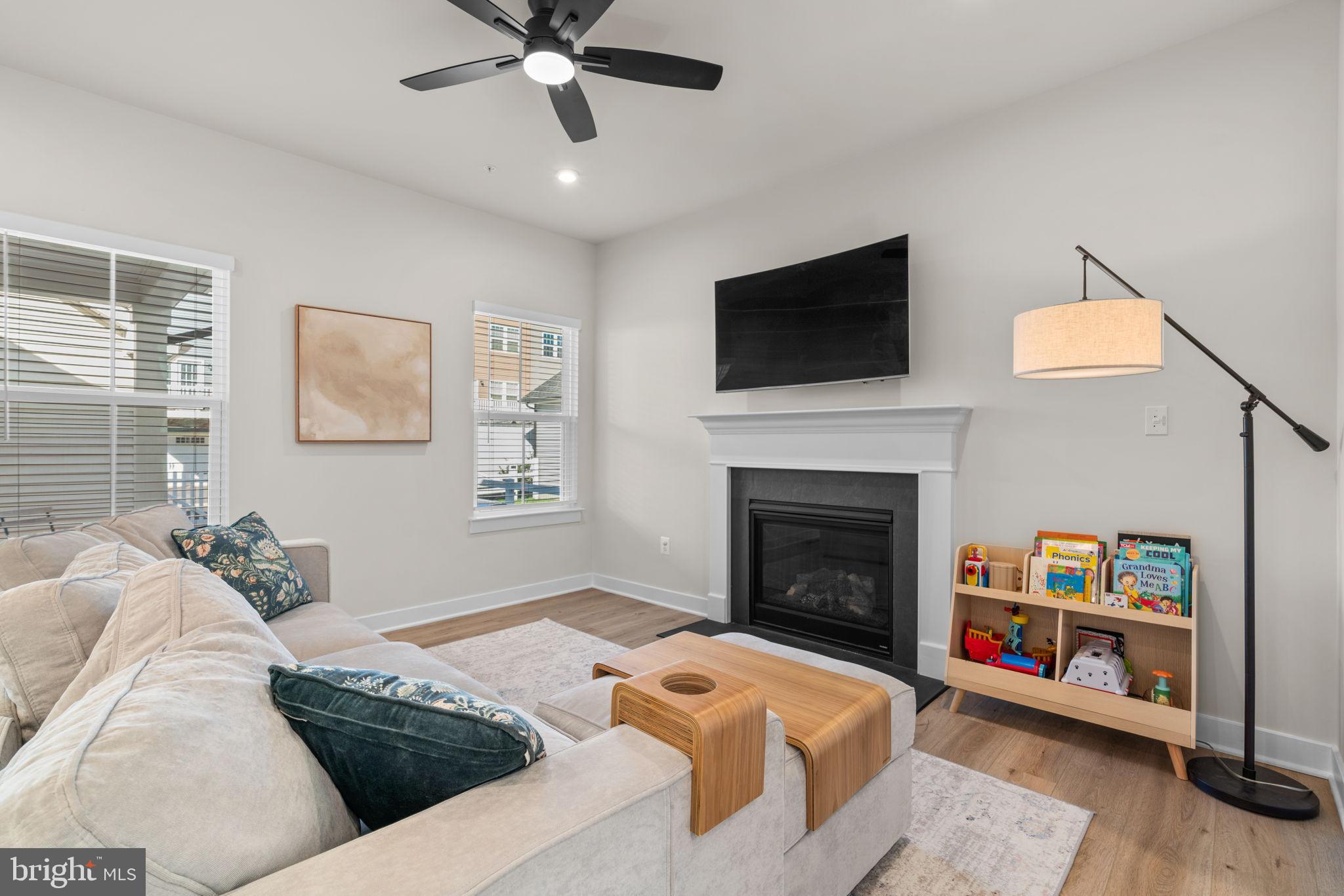 BELLE AIR TOWNHOMES - Residential