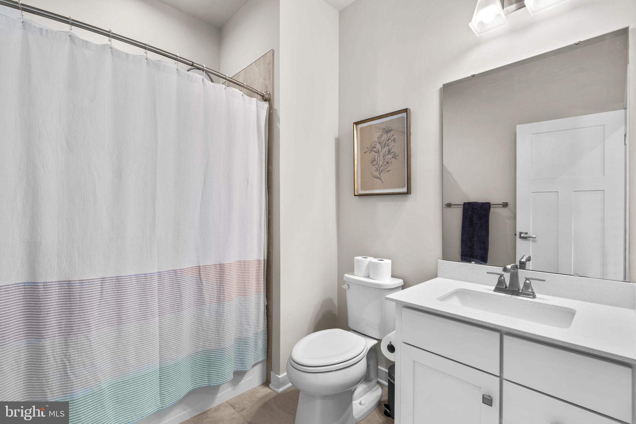 BELLE AIR TOWNHOMES - Residential