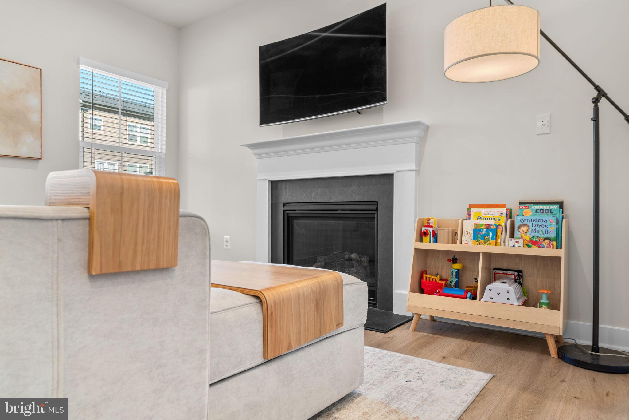 BELLE AIR TOWNHOMES - Residential