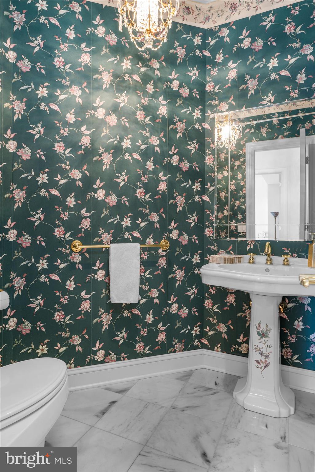 THE MANOR - Residential