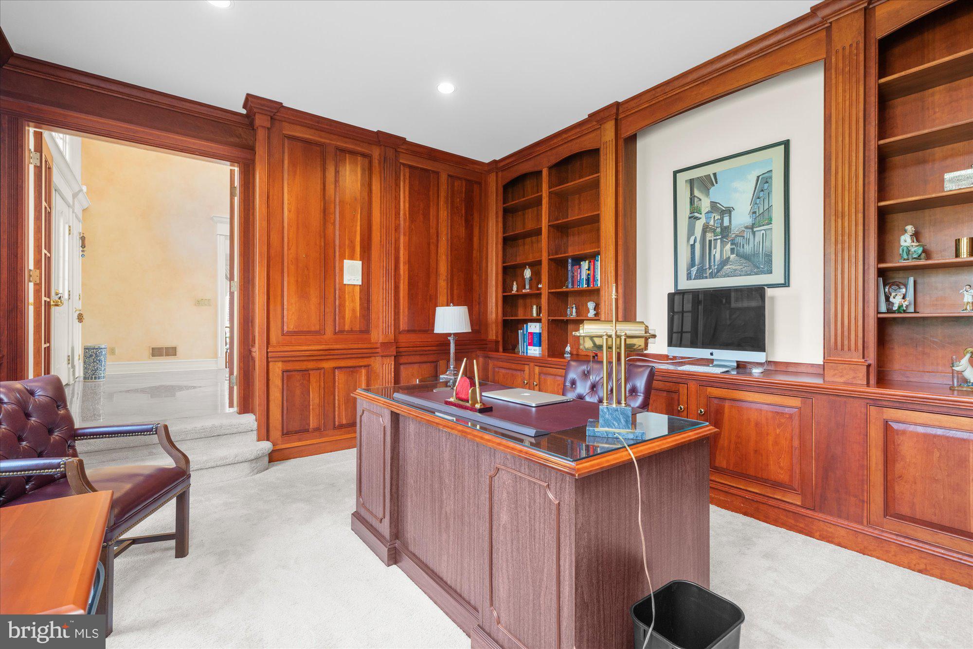 THE MANOR - Residential