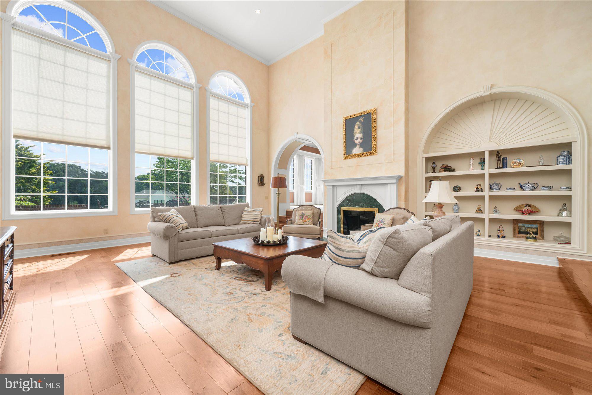 THE MANOR - Residential