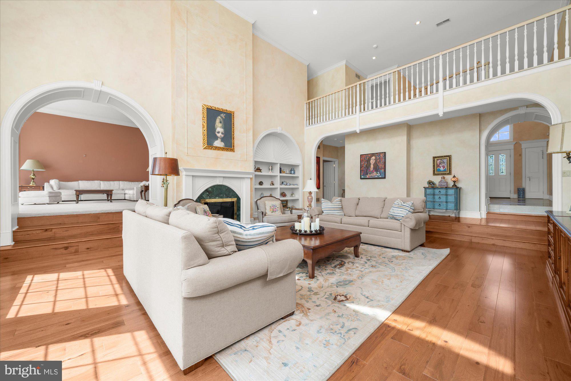 THE MANOR - Residential