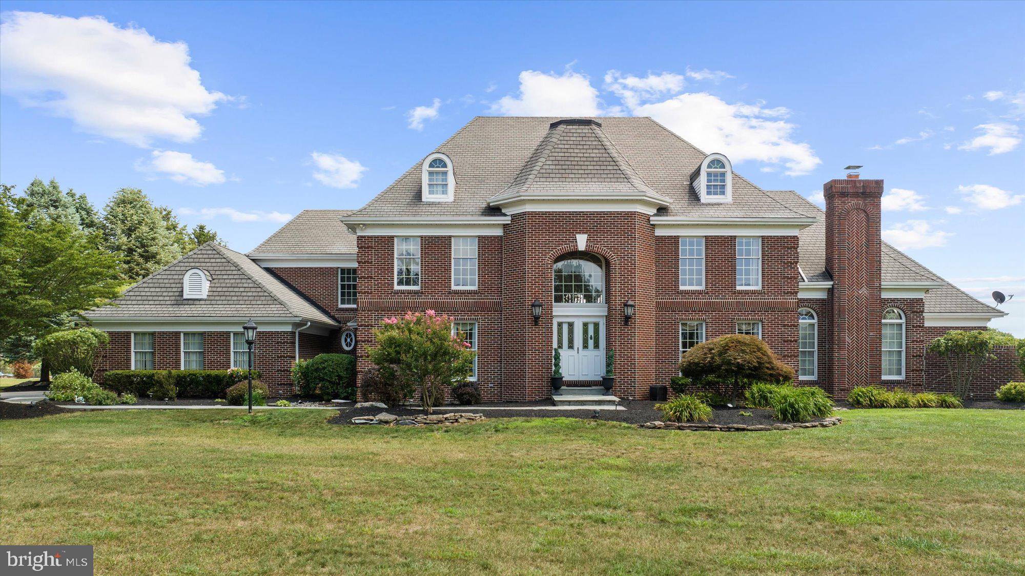 4303 W WYNDEMERE CIRCLE