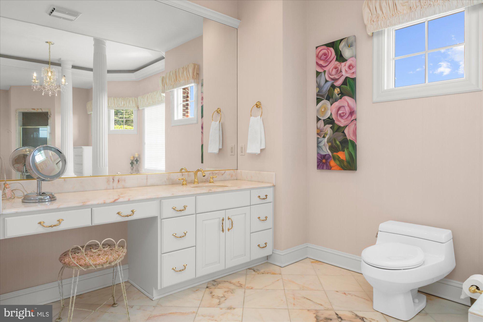 THE MANOR - Residential