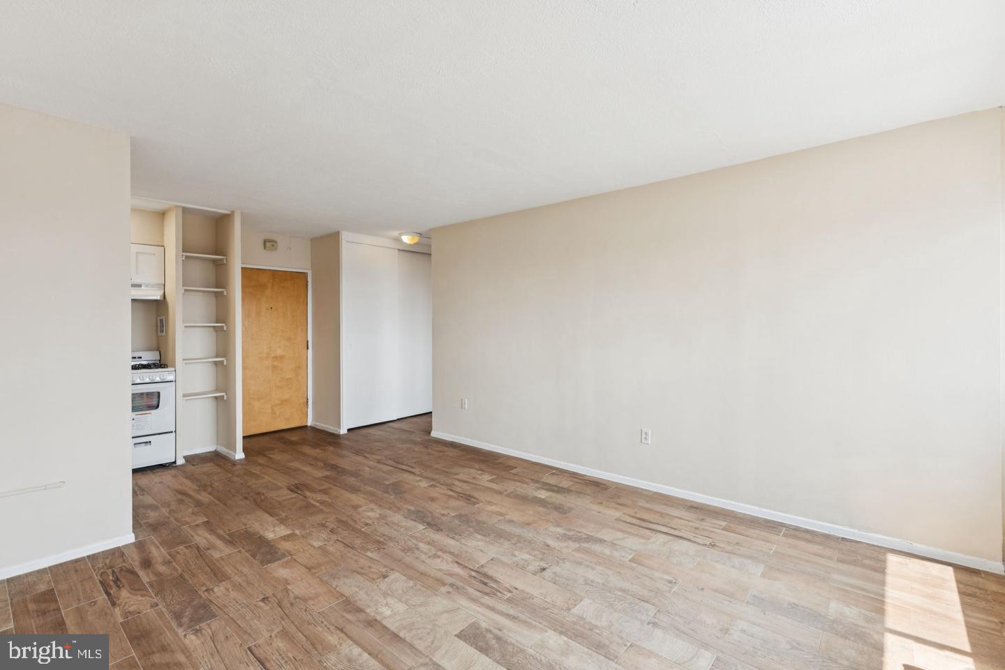 2101 CHESTNUT STREET 17 1711