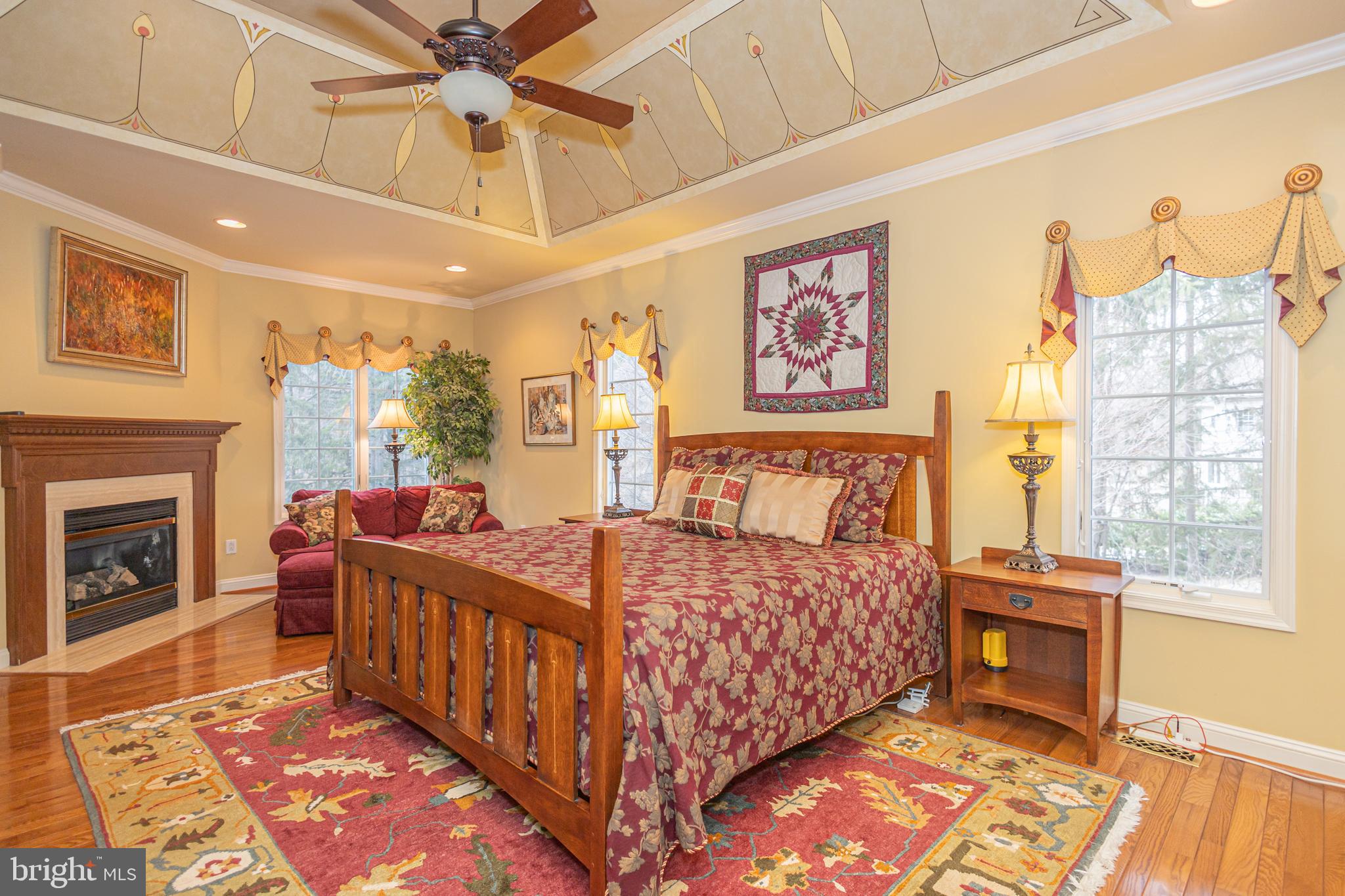 RIVER CROSSING - Residential