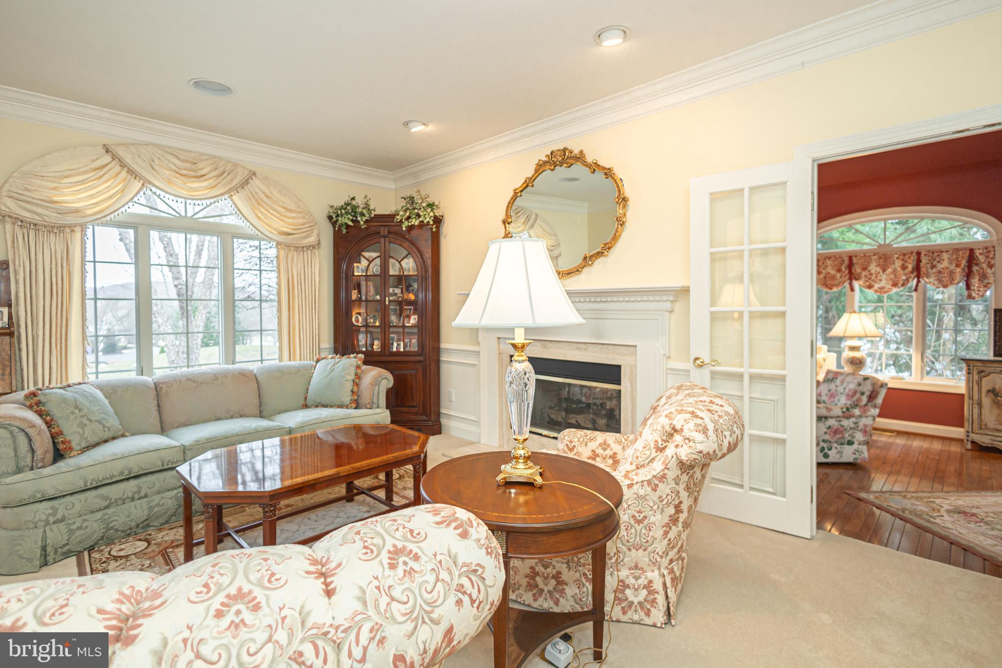 RIVER CROSSING - Residential