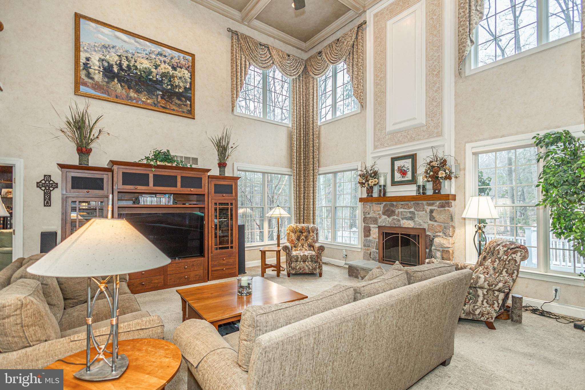 RIVER CROSSING - Residential