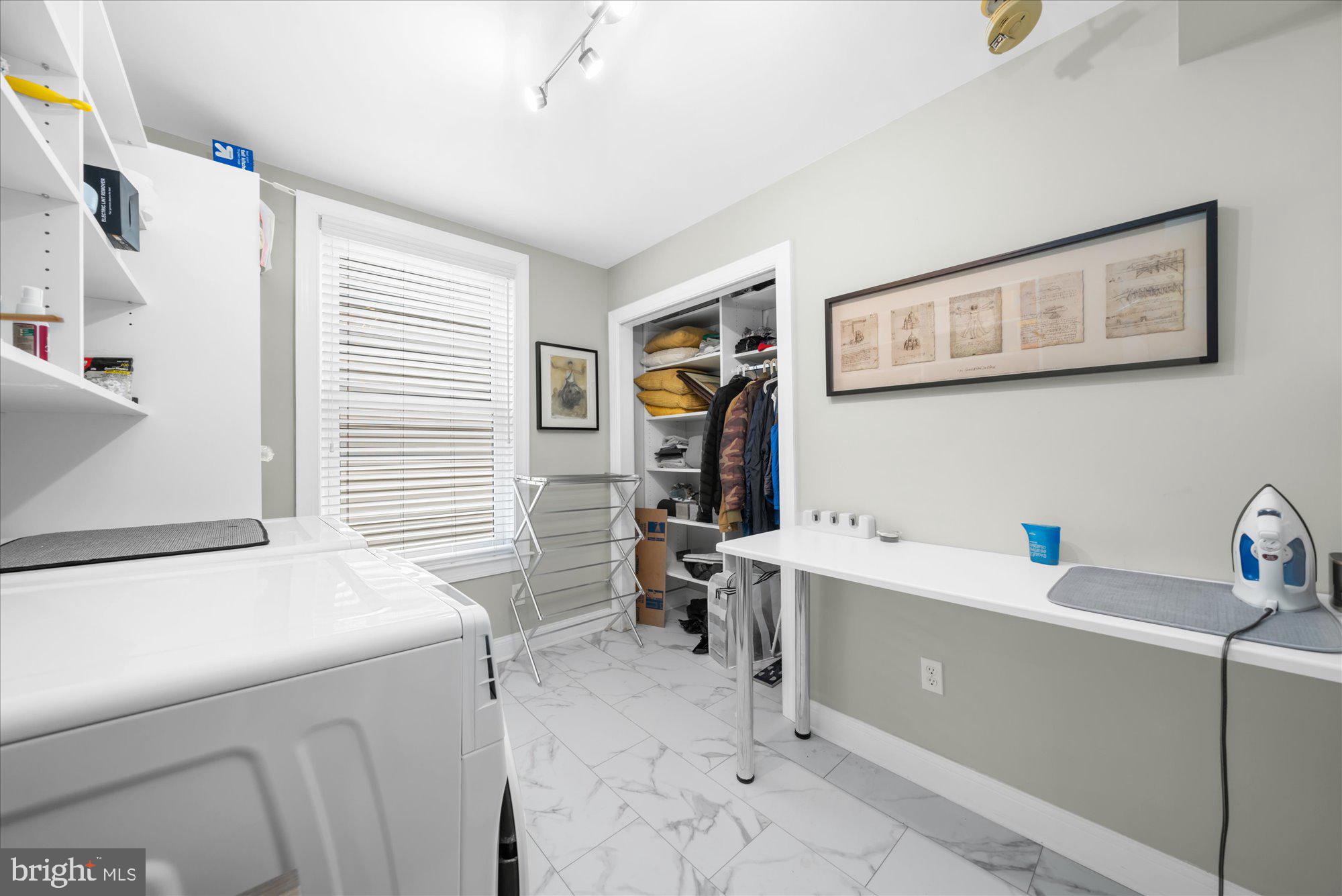 BELMONT HILLS - Residential