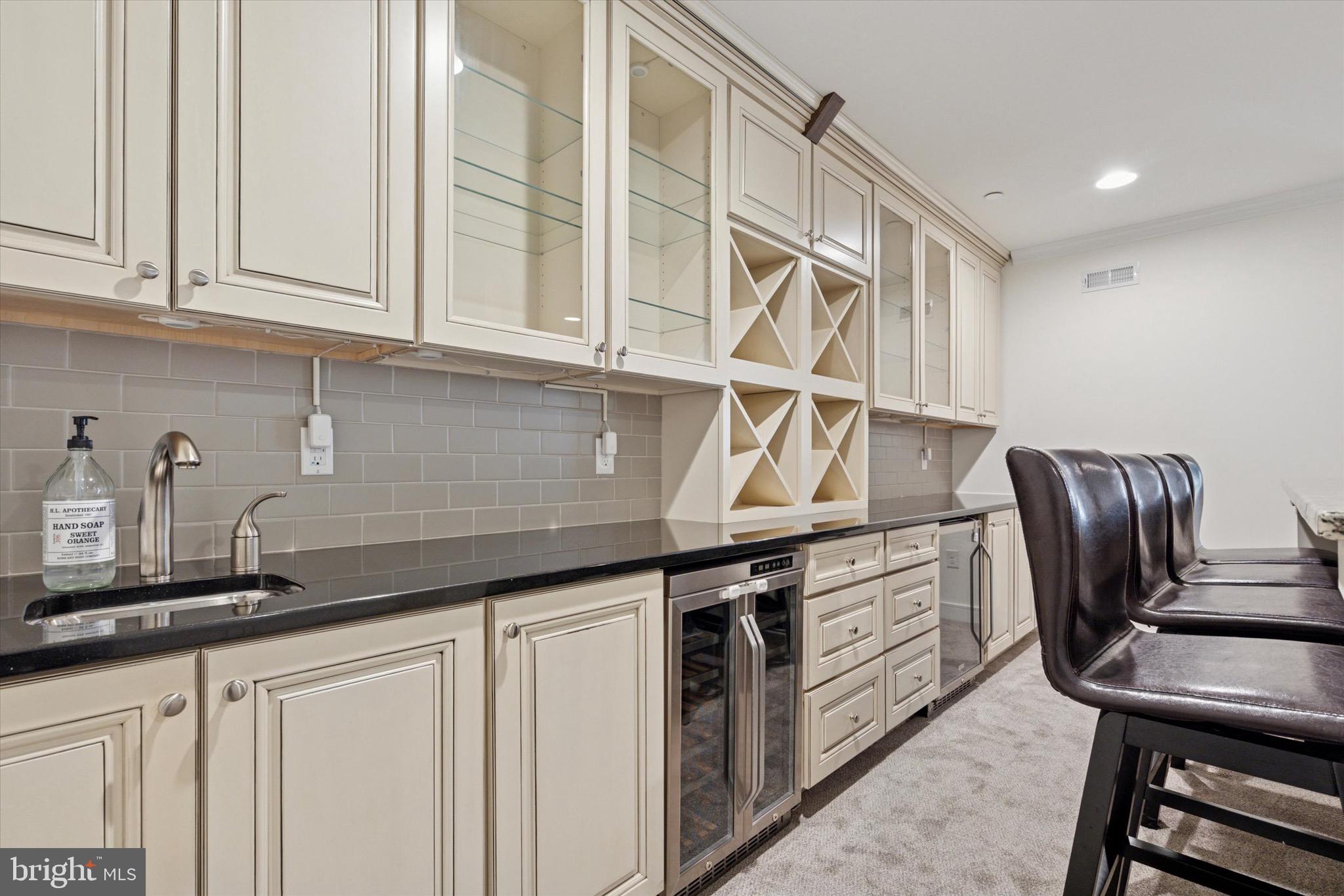 GRADUATE HOSPITAL - Residential