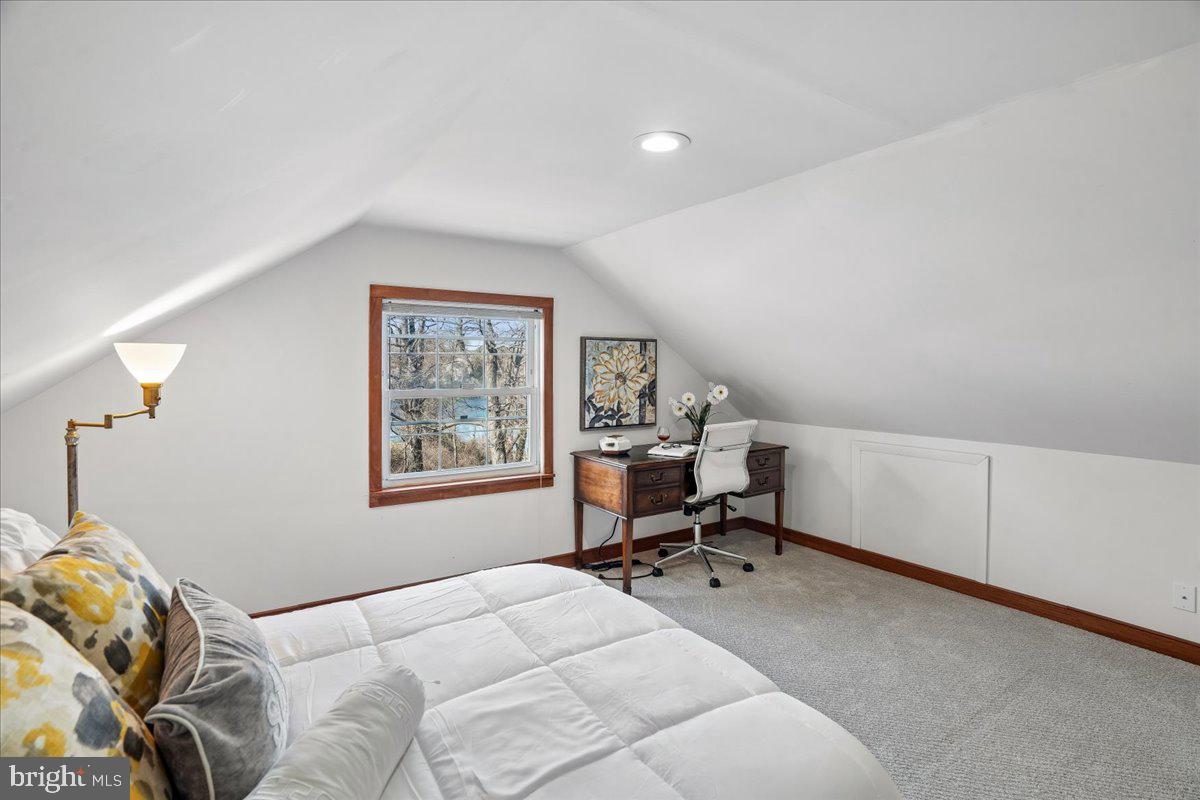 MANHATTAN BEACH - Residential