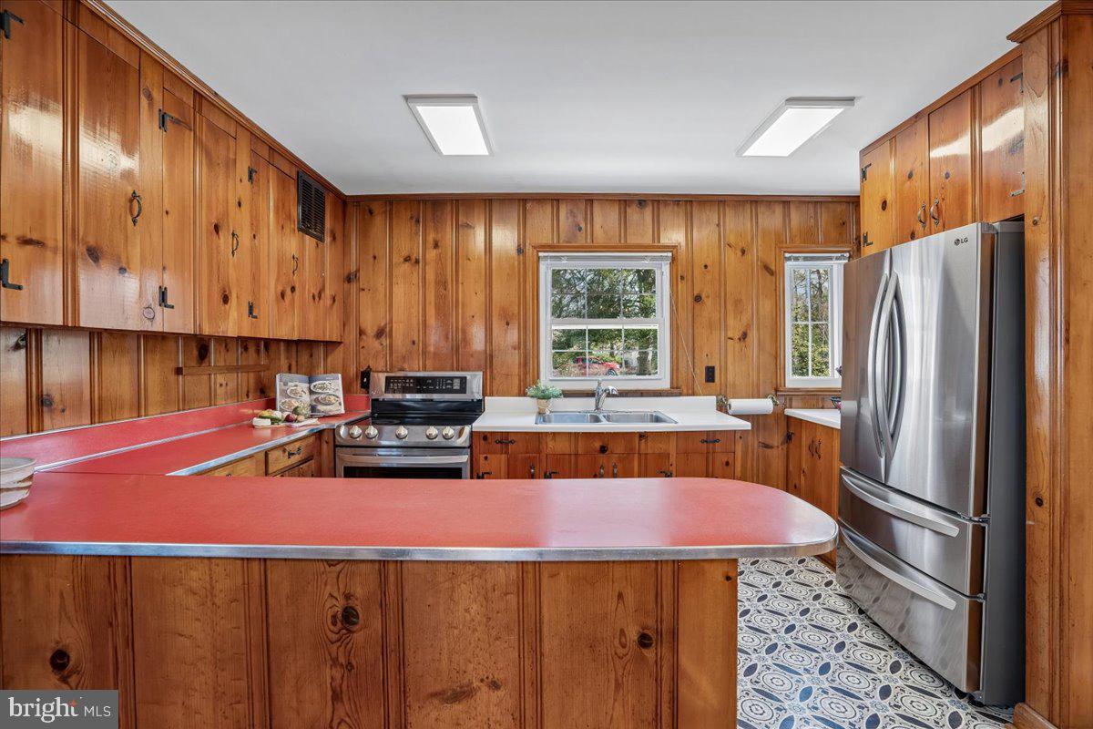 MANHATTAN BEACH - Residential