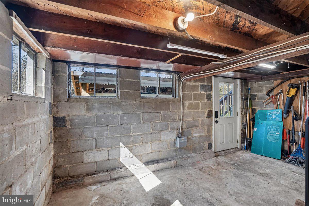 MANHATTAN BEACH - Residential