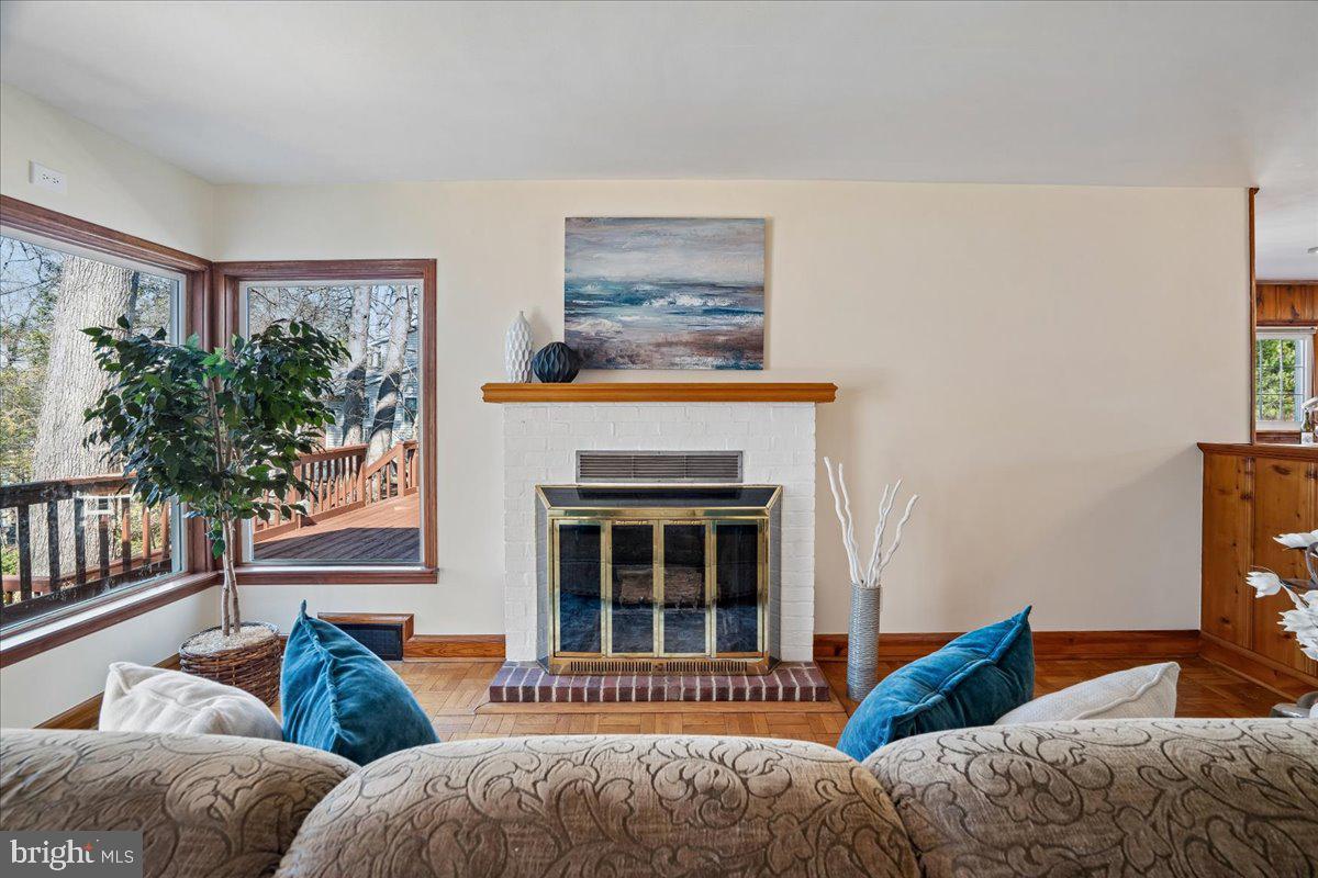 MANHATTAN BEACH - Residential