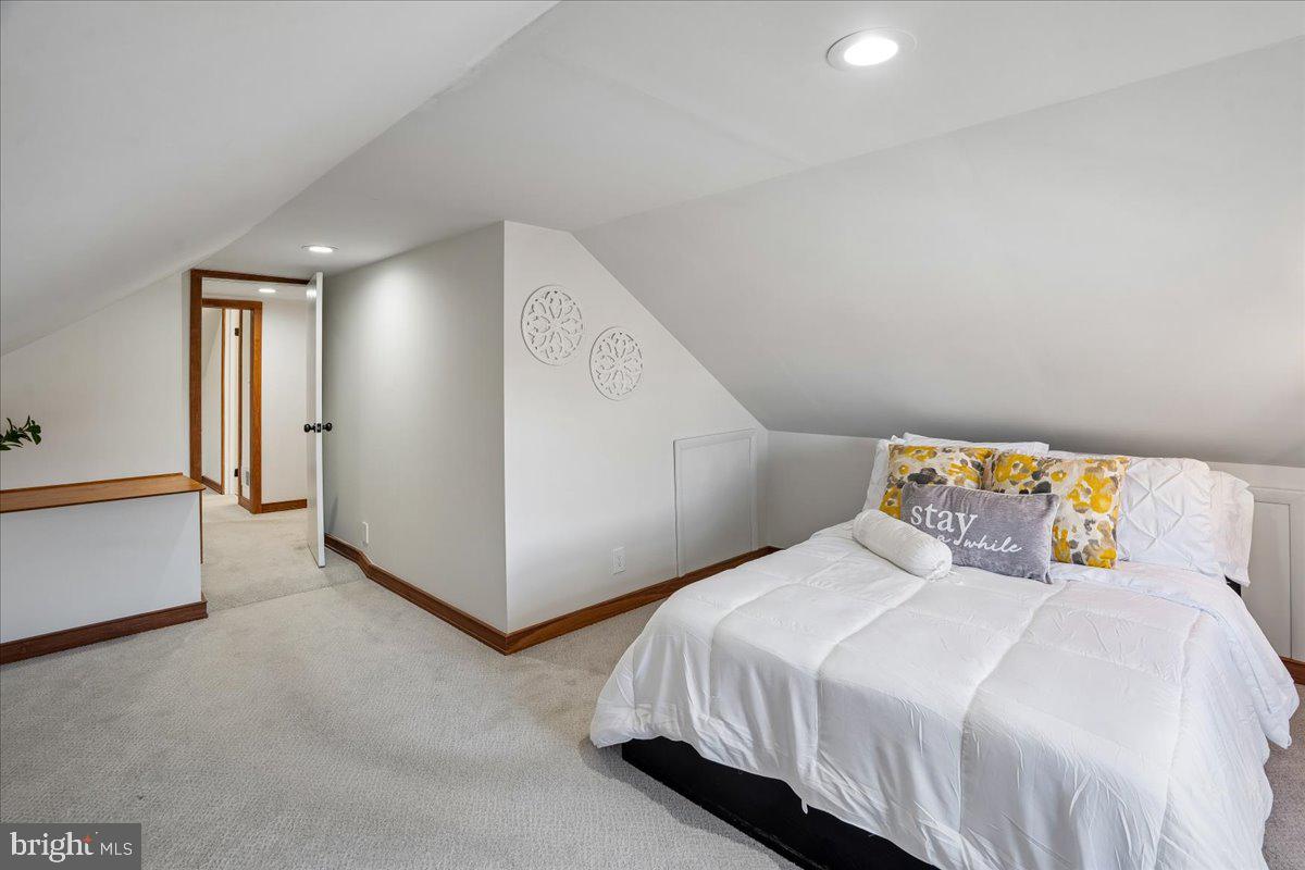 MANHATTAN BEACH - Residential