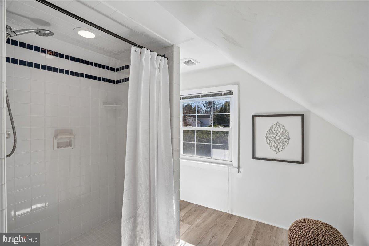 MANHATTAN BEACH - Residential