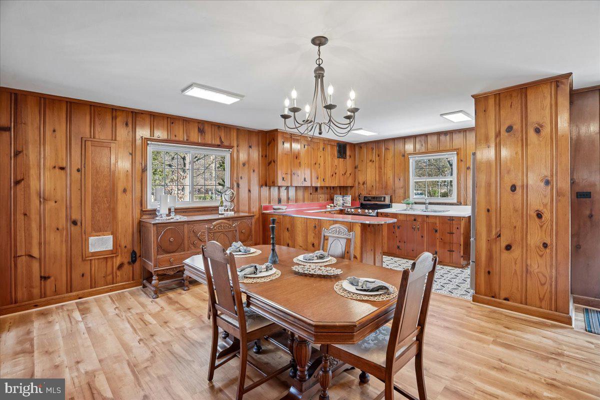 MANHATTAN BEACH - Residential