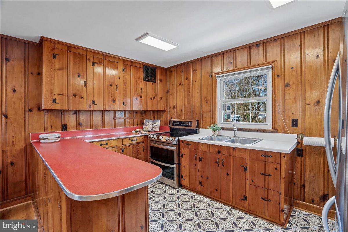 MANHATTAN BEACH - Residential