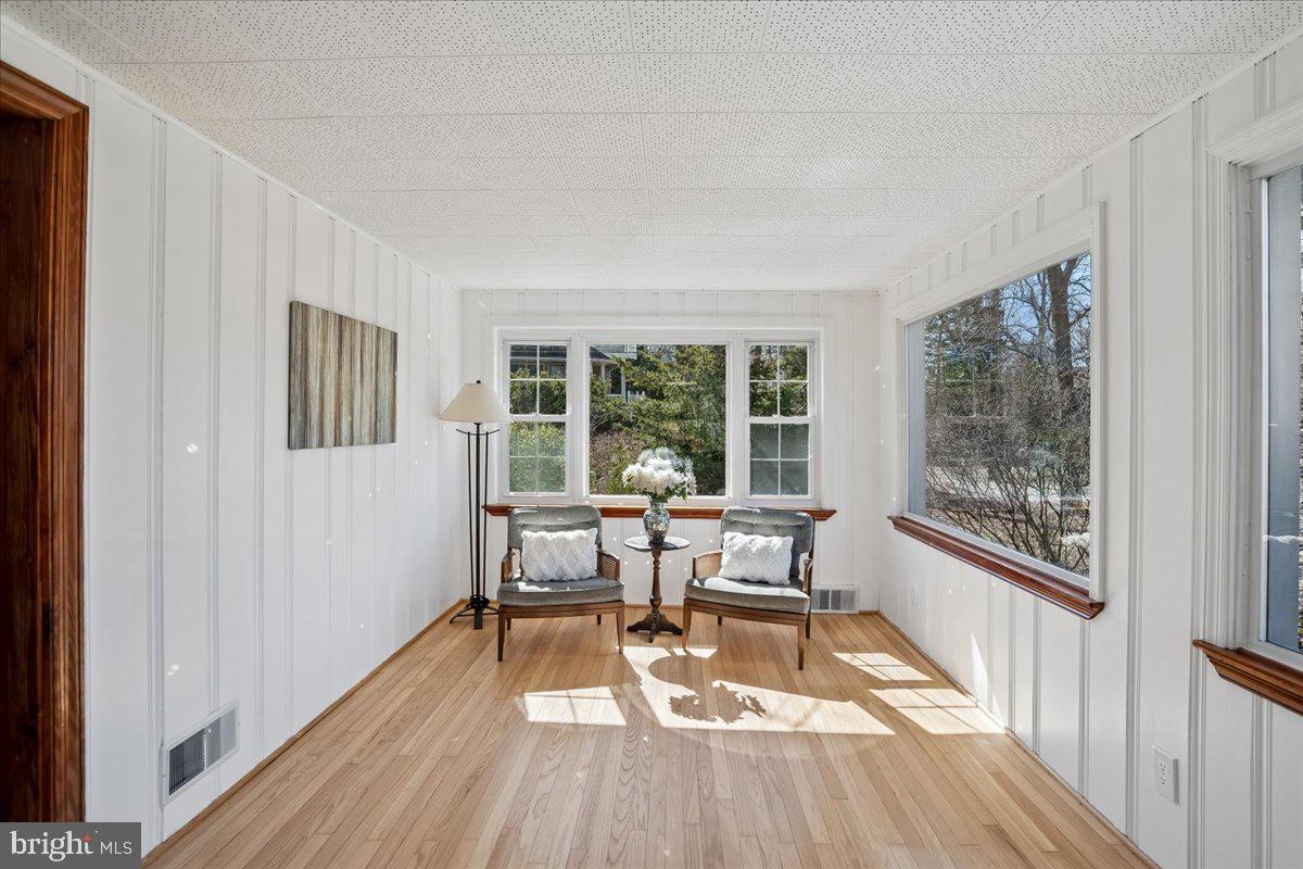 MANHATTAN BEACH - Residential