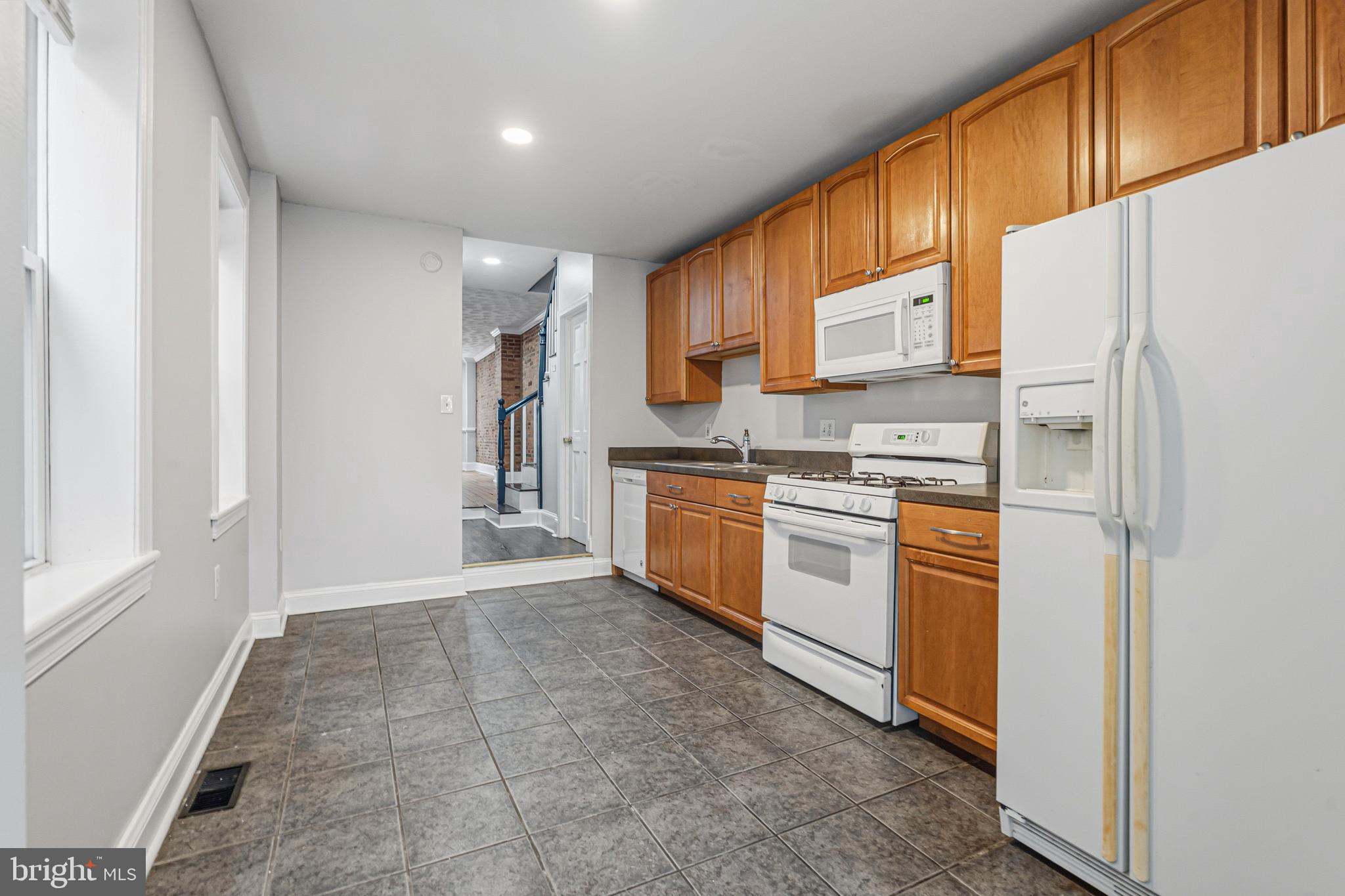 FEDERAL HILL HISTORIC DISTRICT - Residential Lease