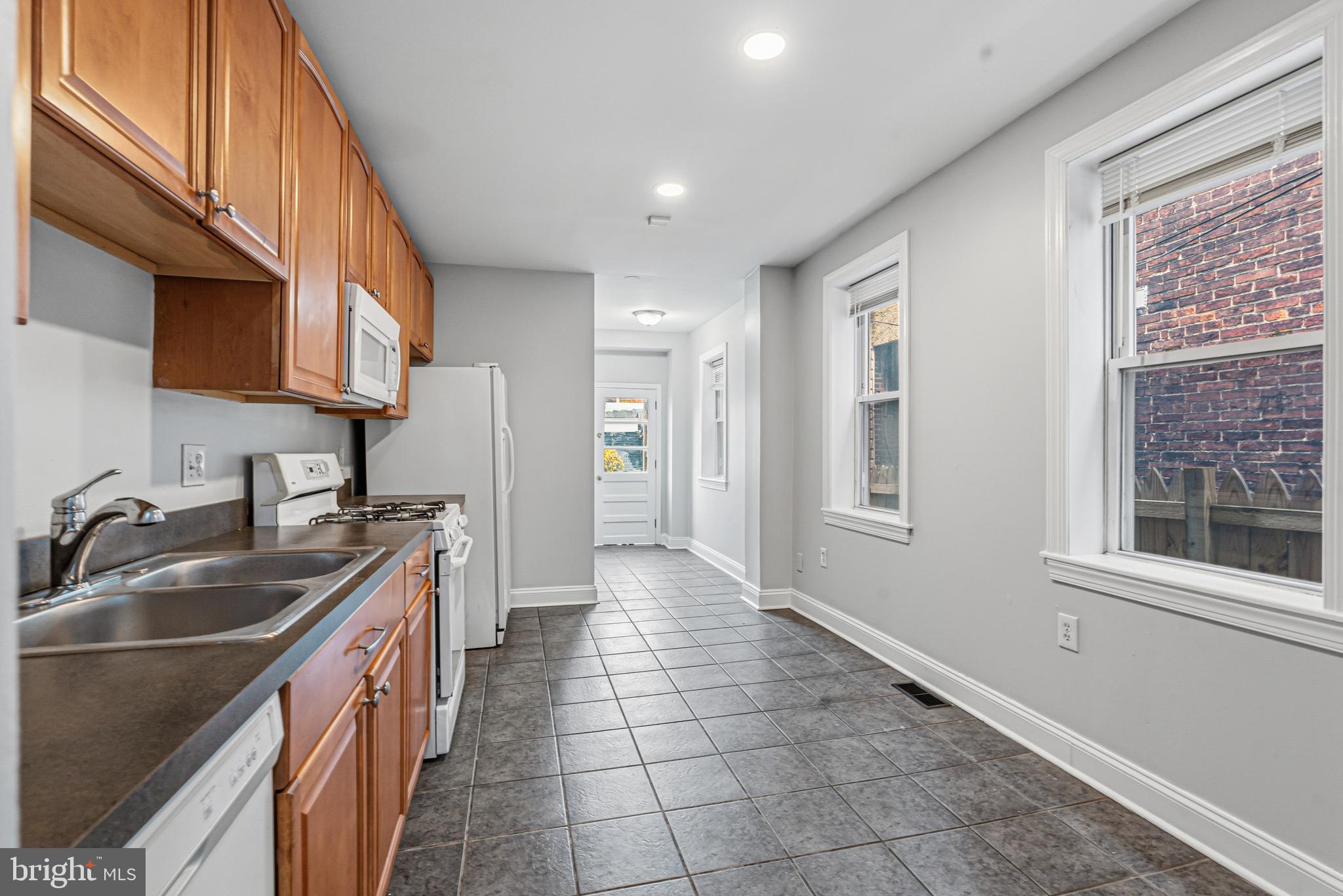 FEDERAL HILL HISTORIC DISTRICT - Residential Lease