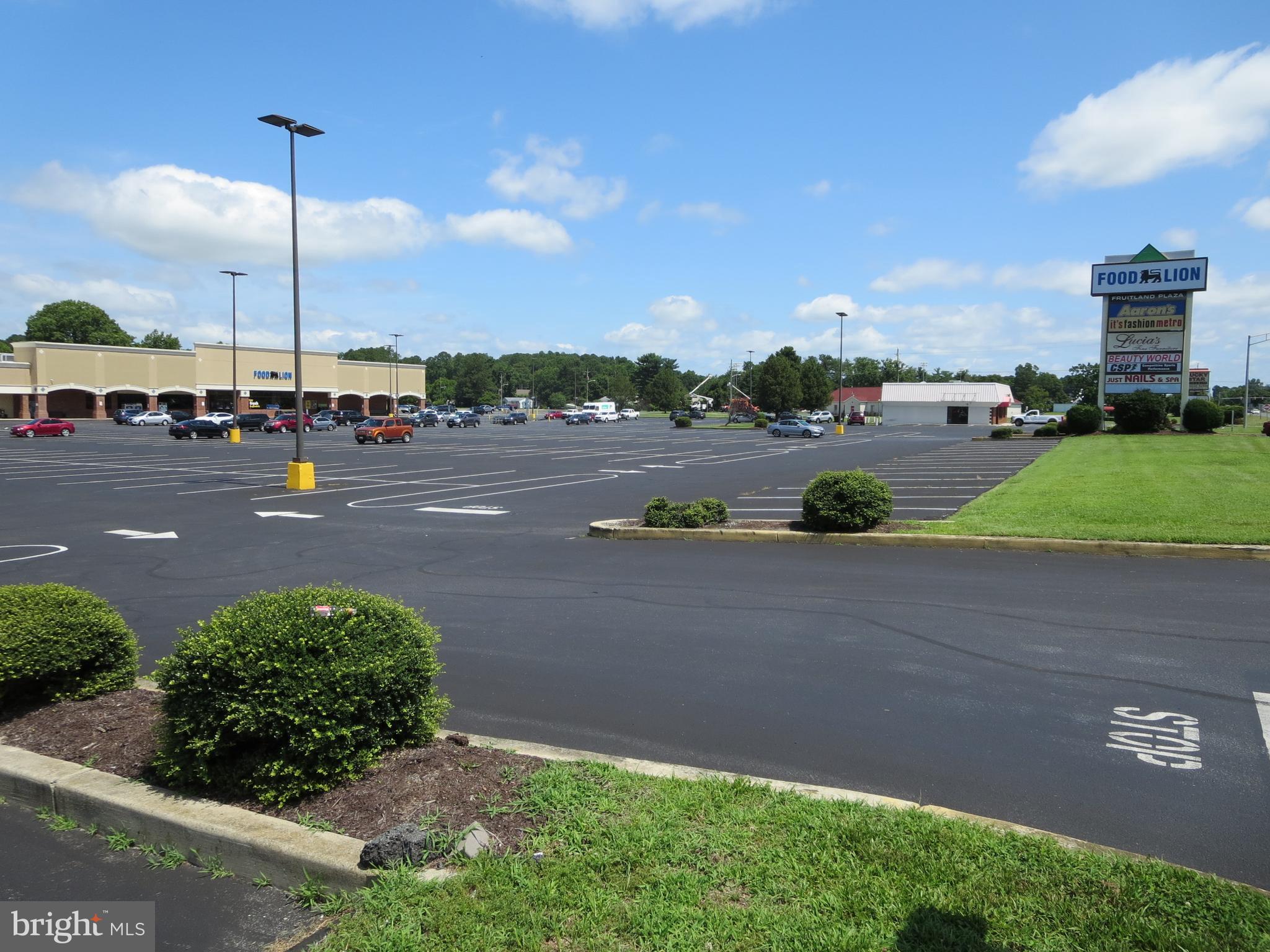 206 N FRUITLAND BOULEVARD