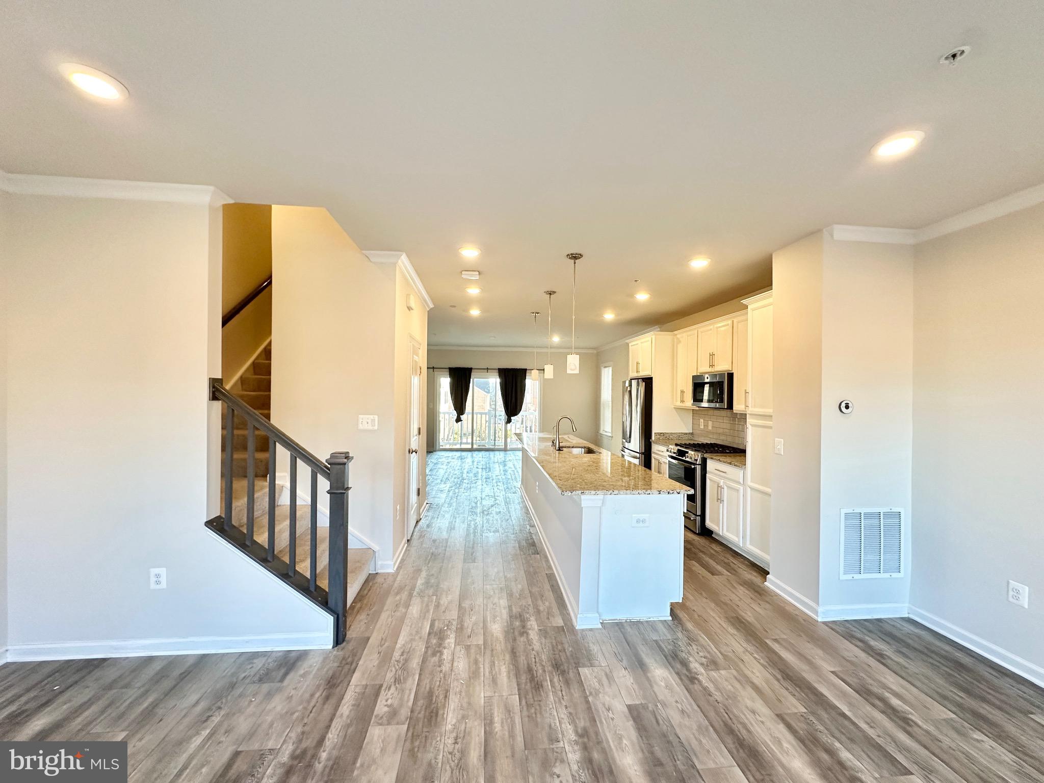 4711 CHEROKEE STREET