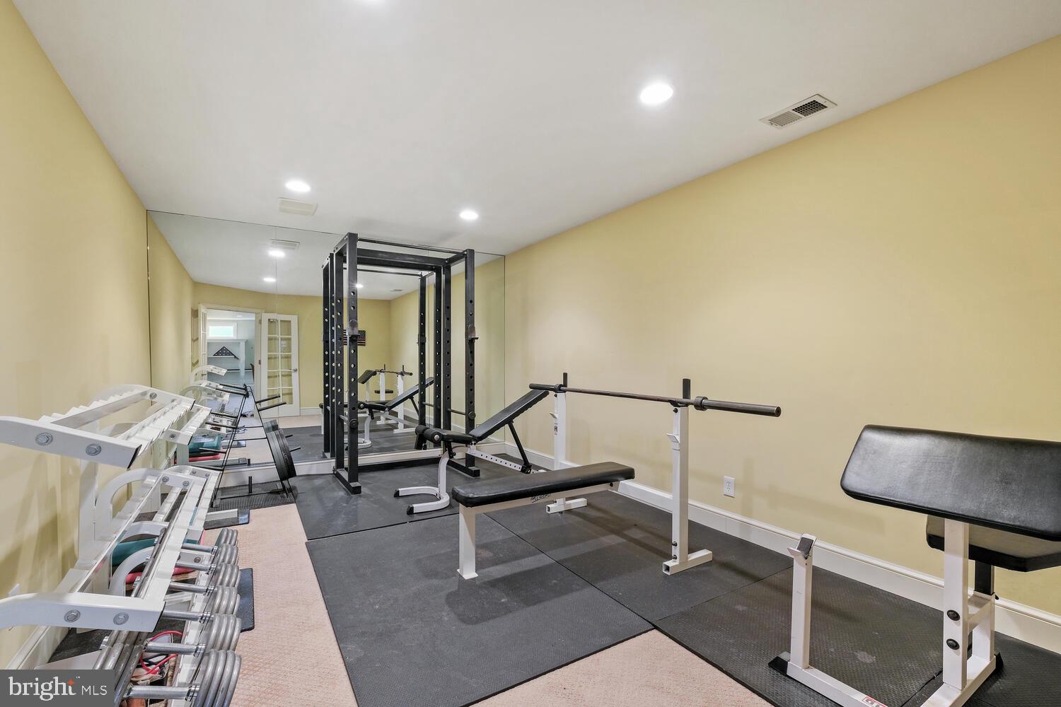 MOUNTAIN VIEW ESTATES - Residential