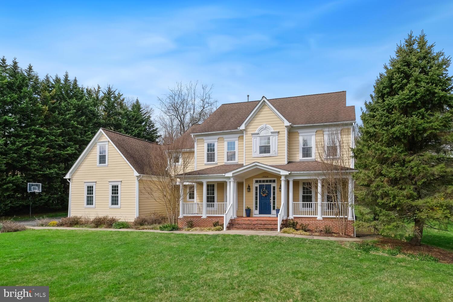 MOUNTAIN VIEW ESTATES - Residential