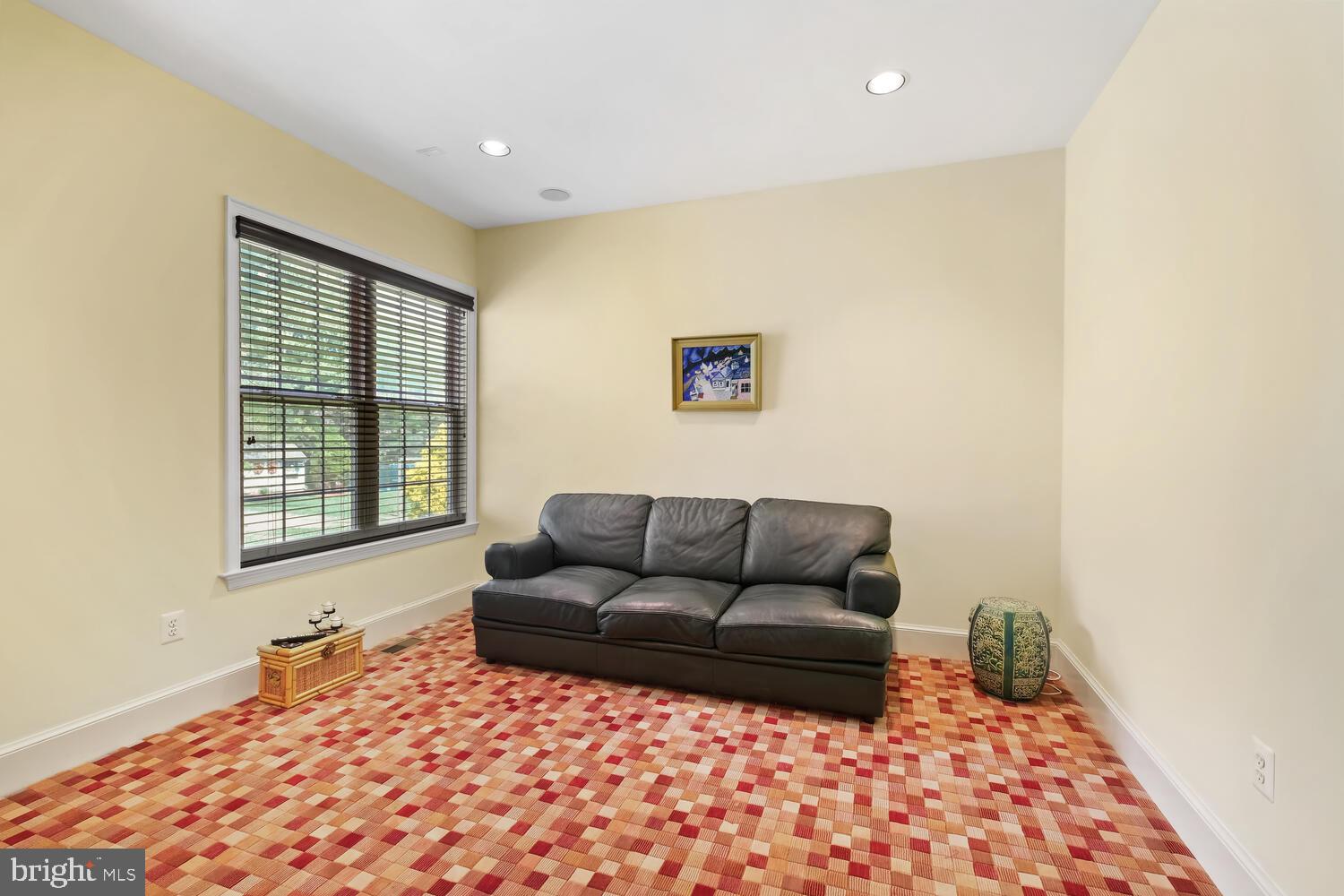 MOUNTAIN VIEW ESTATES - Residential