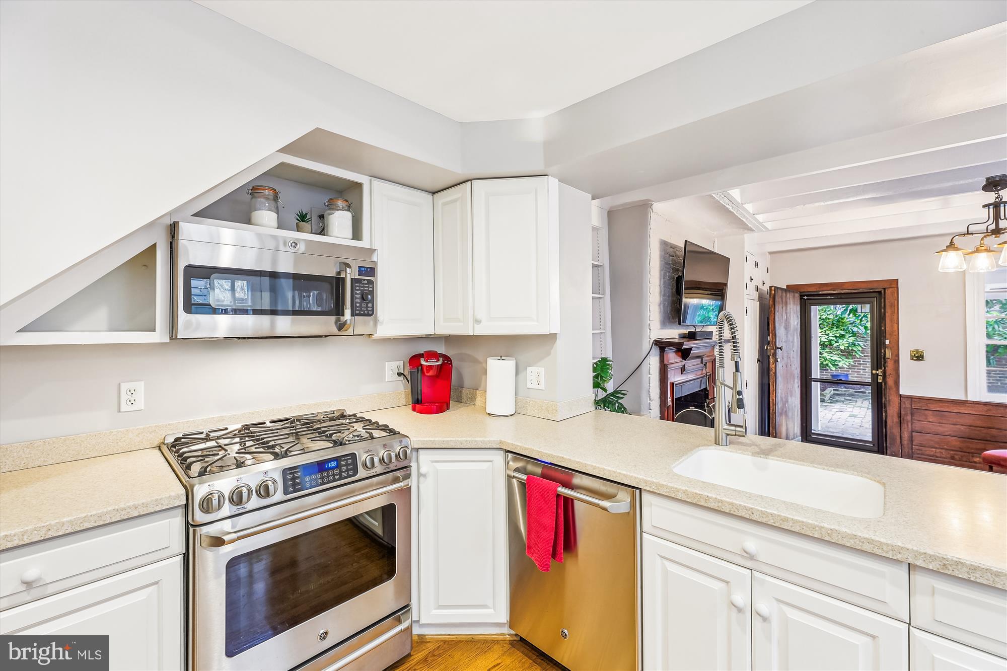 OLD TOWN ALEXANDRIA - Residential