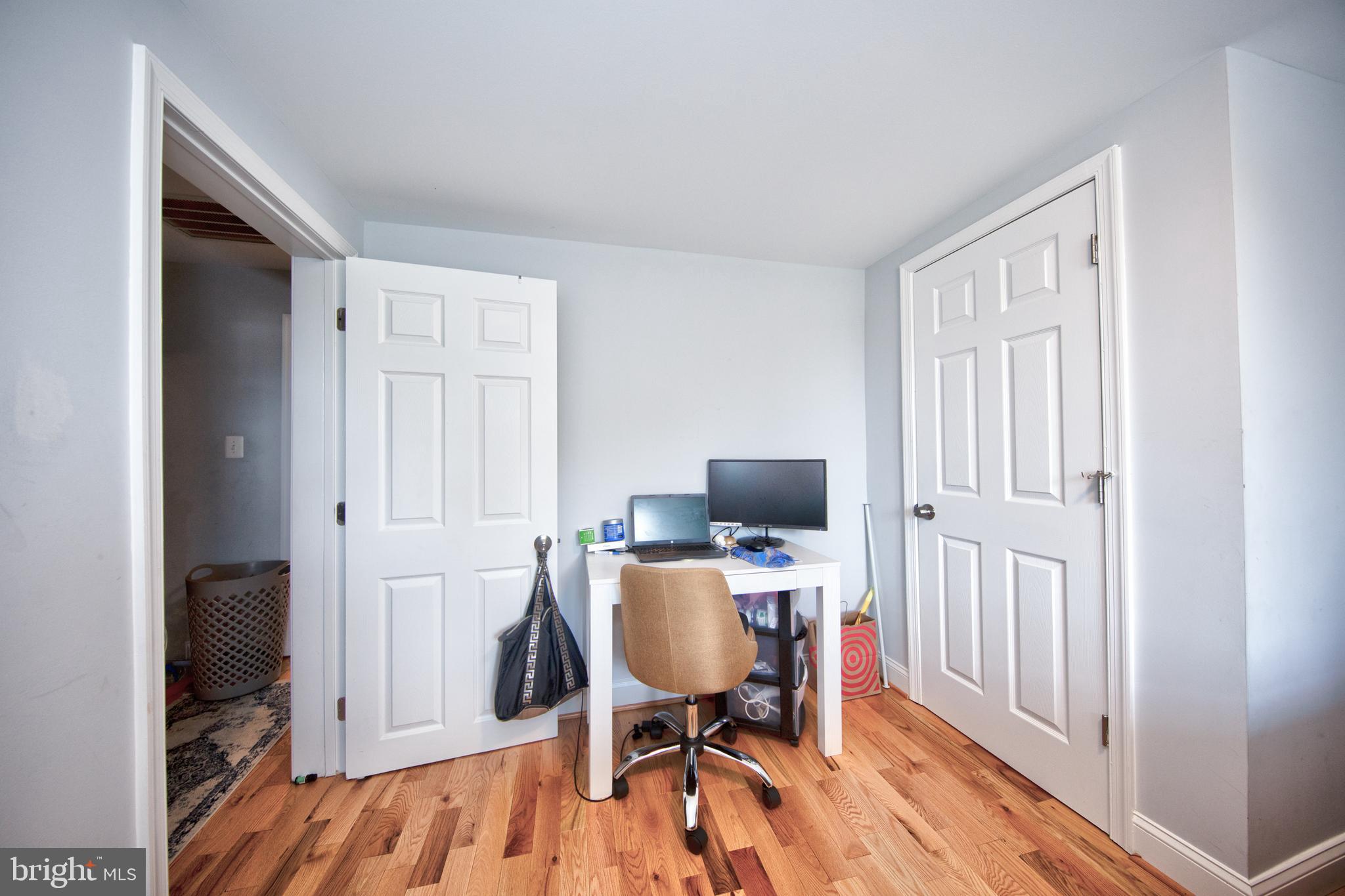 WINSTON GOVANS - Residential