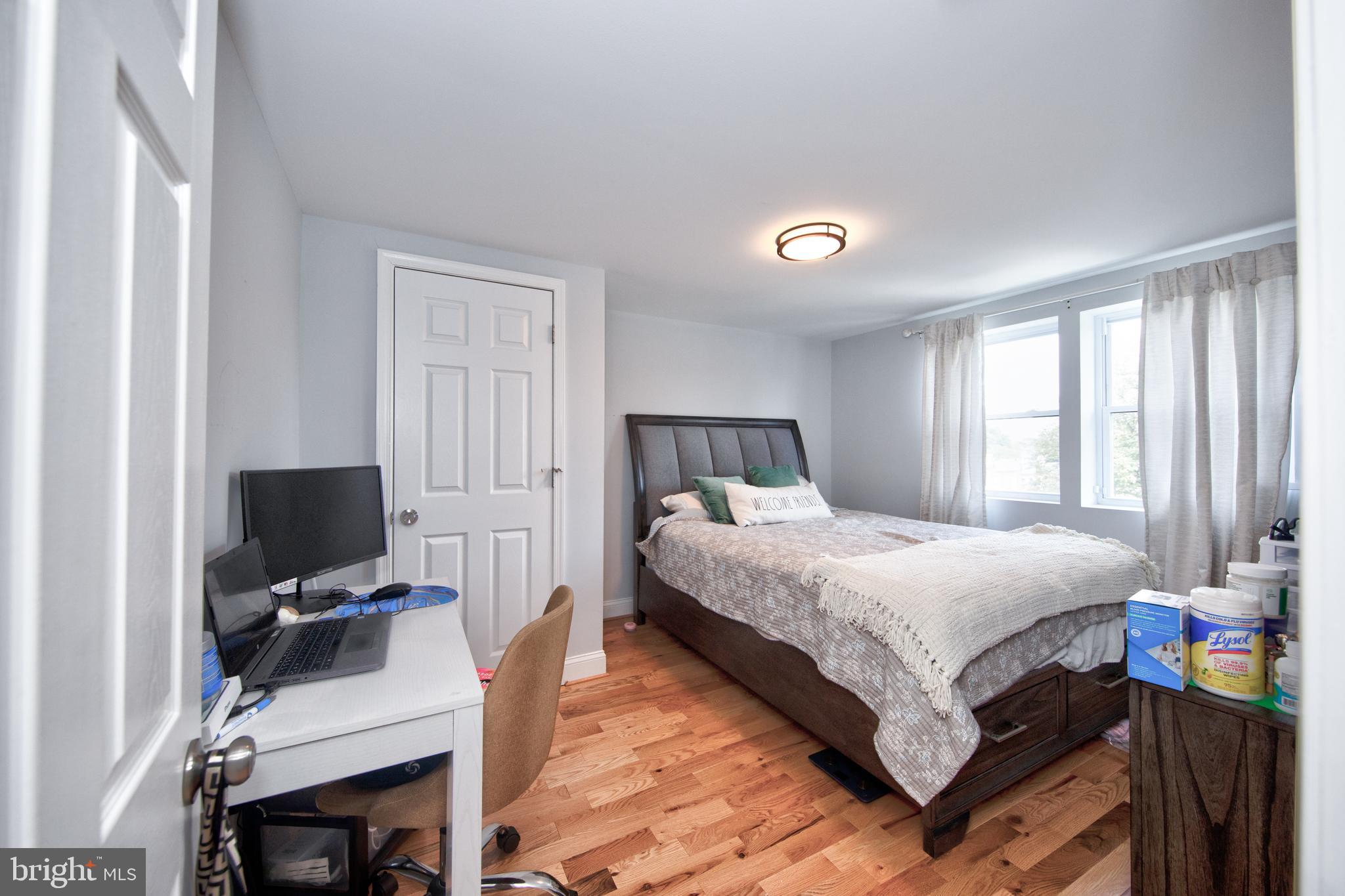 WINSTON GOVANS - Residential