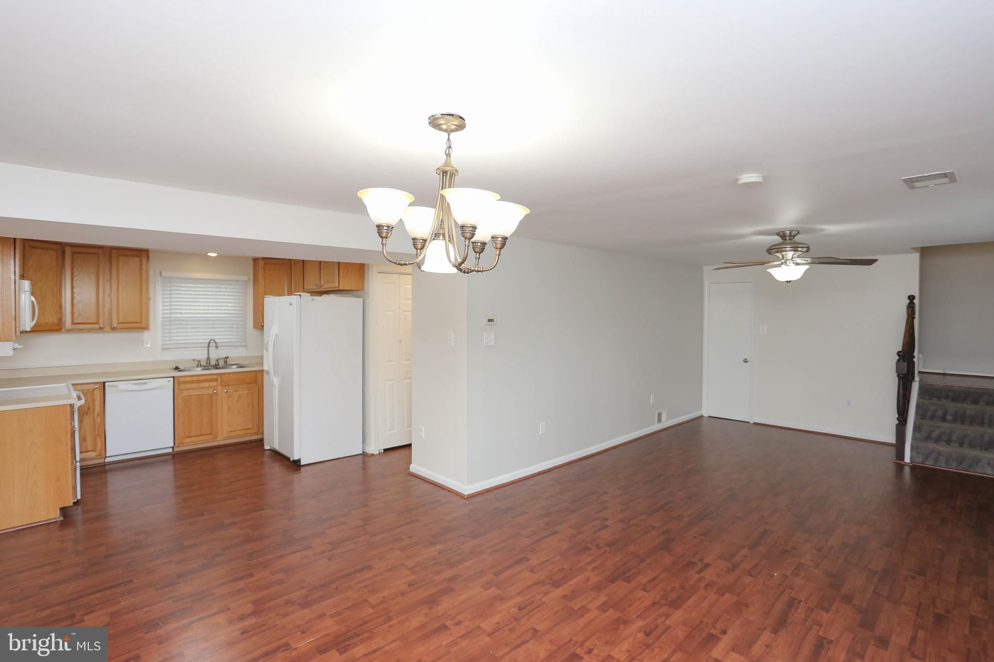 MAPLE RIDGE - Residential Lease