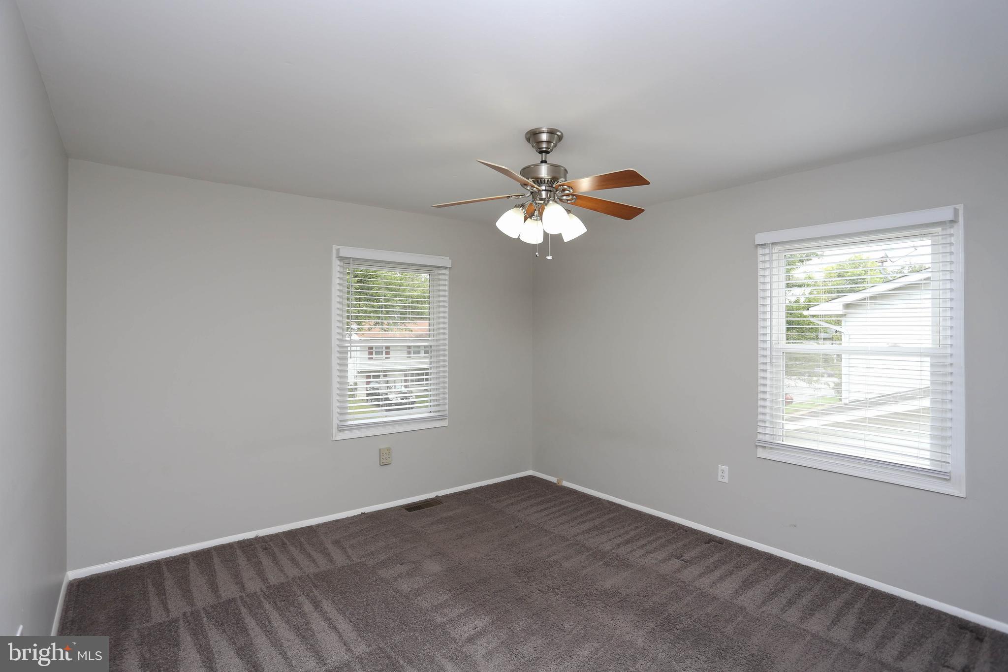 MAPLE RIDGE - Residential Lease