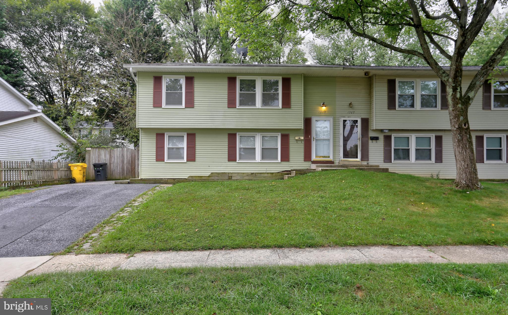 MAPLE RIDGE - Residential Lease