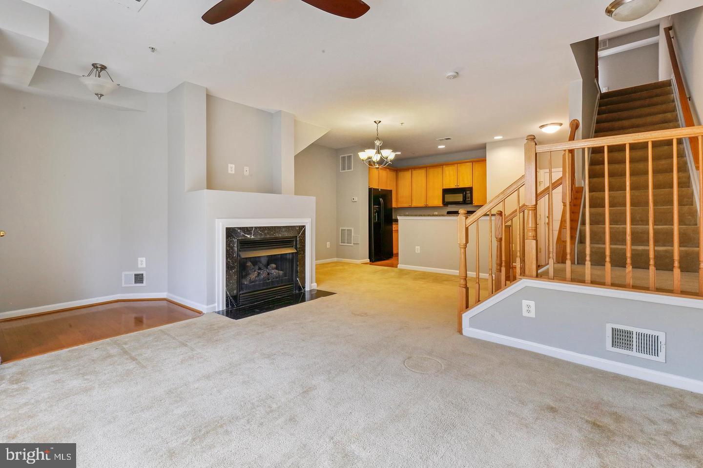 4455 BEACON GROVE CIRCLE 706A