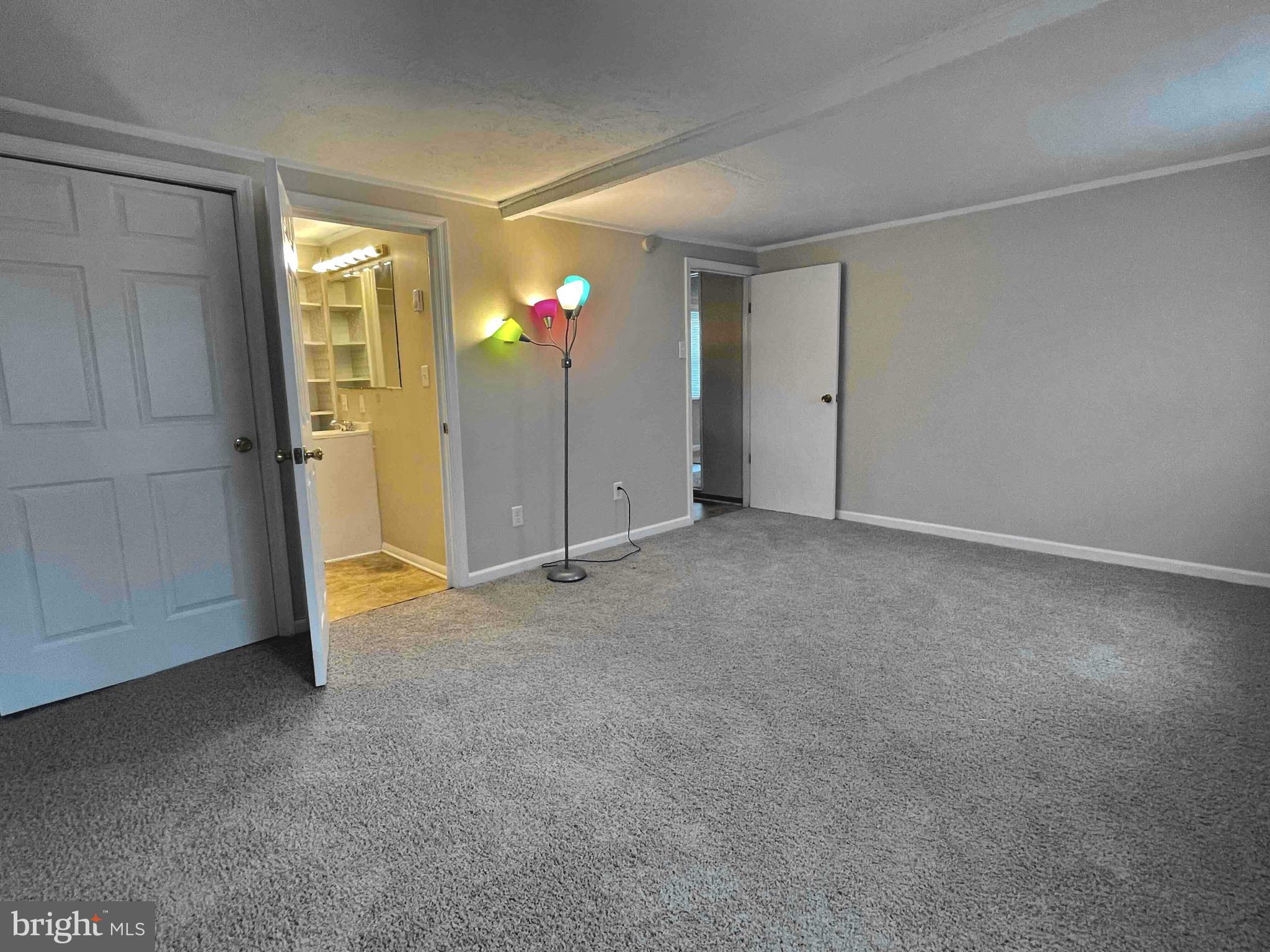 360 COLONIAL ROAD B